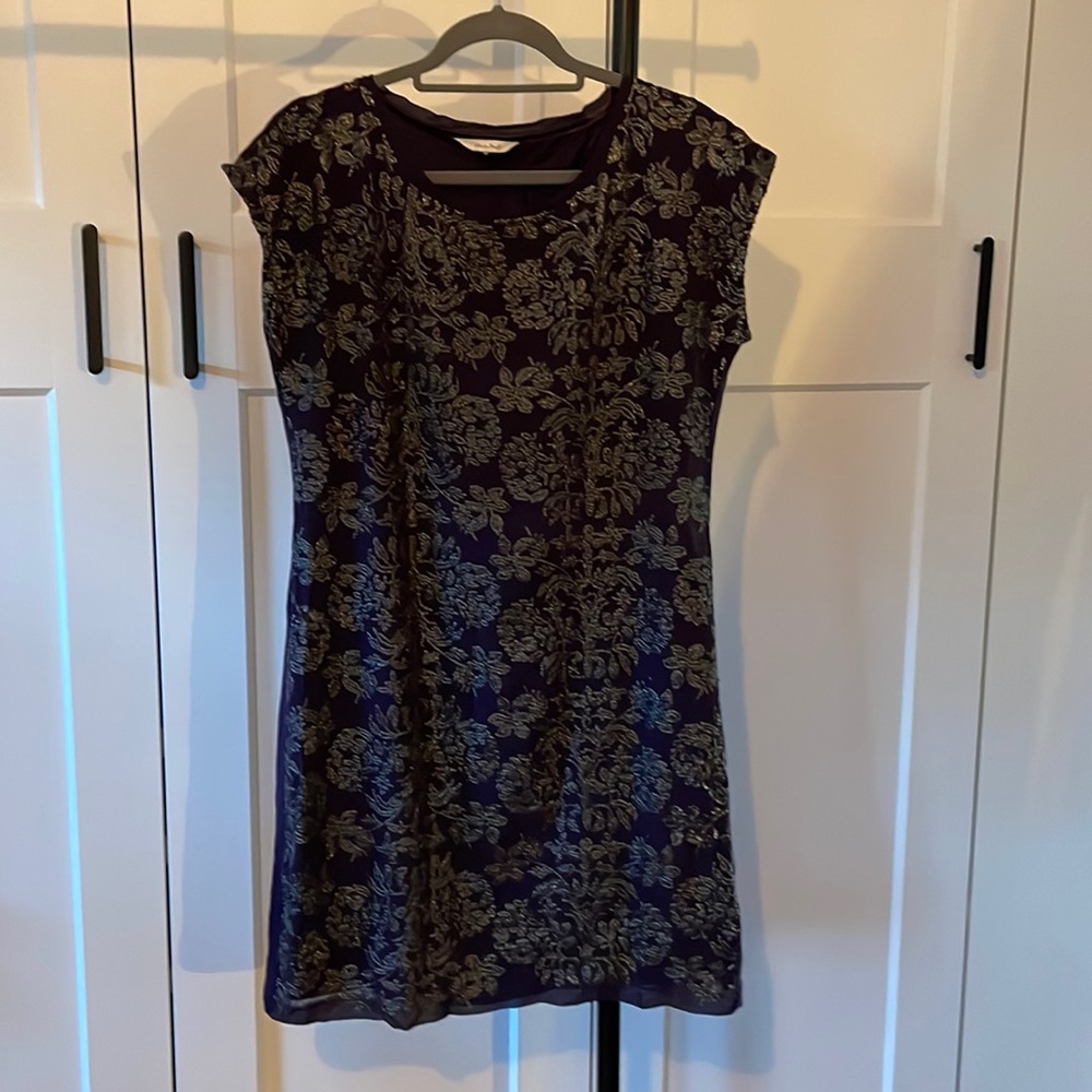 Short sleeve purple embroidered dress